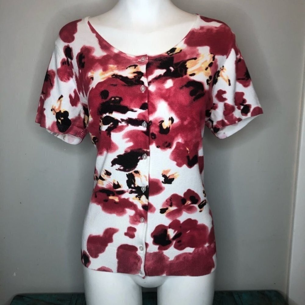 SIZE XL  Ricki’s Floral Short sleeve Sweater